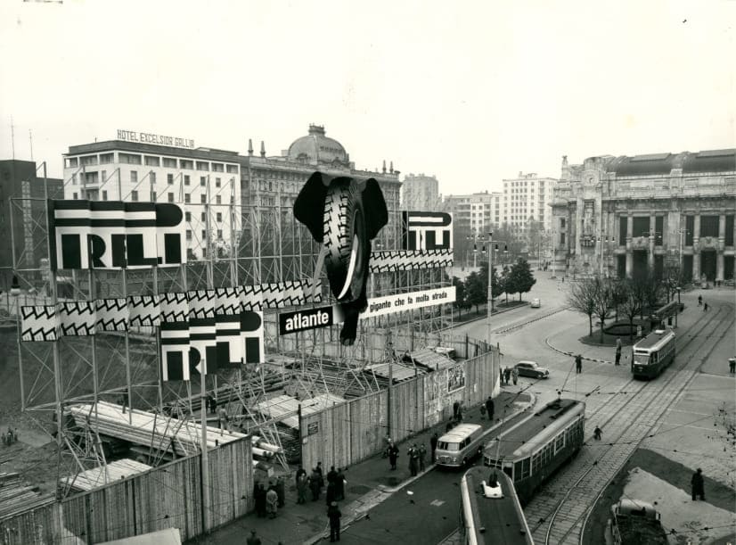 The installation by Armando Testa